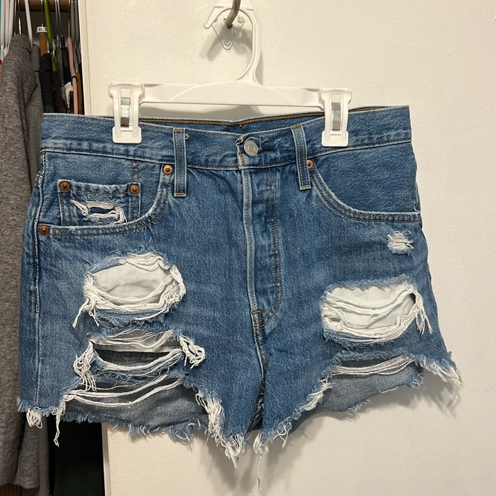 Distressed 501 Levi Strauss & Co High-Rise Ripped Jean Shorts